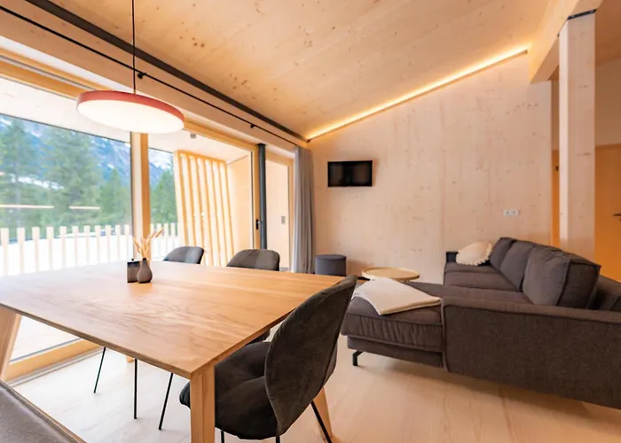 Hugo Und Pepi Mittelberg