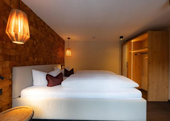 Hugo Und Pepi * Mittelberg